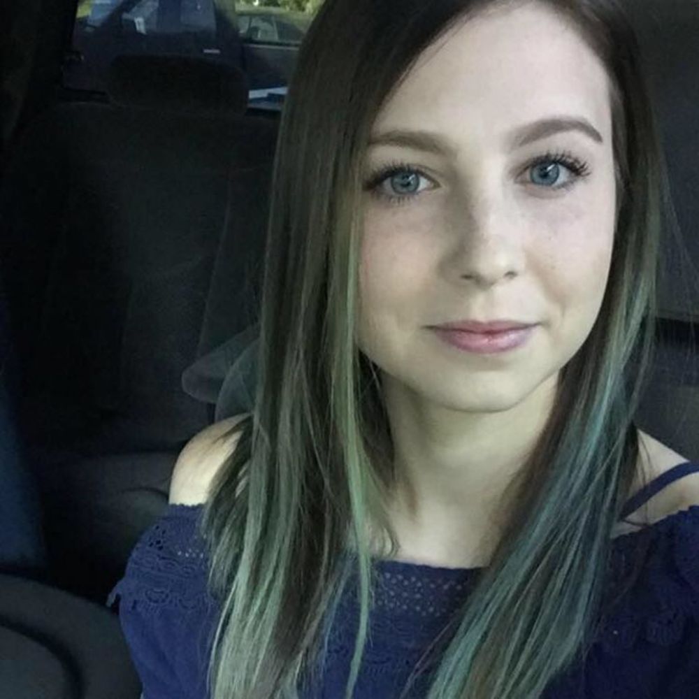 Meet your Posher, Brittany